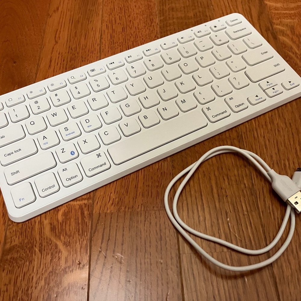 Anker Wireless Bluetooth Keyboard - Picture 2 of 4